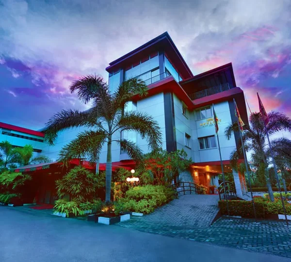 Opulent River Face Hotel