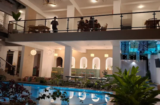 Brizo Paradiso Hotel